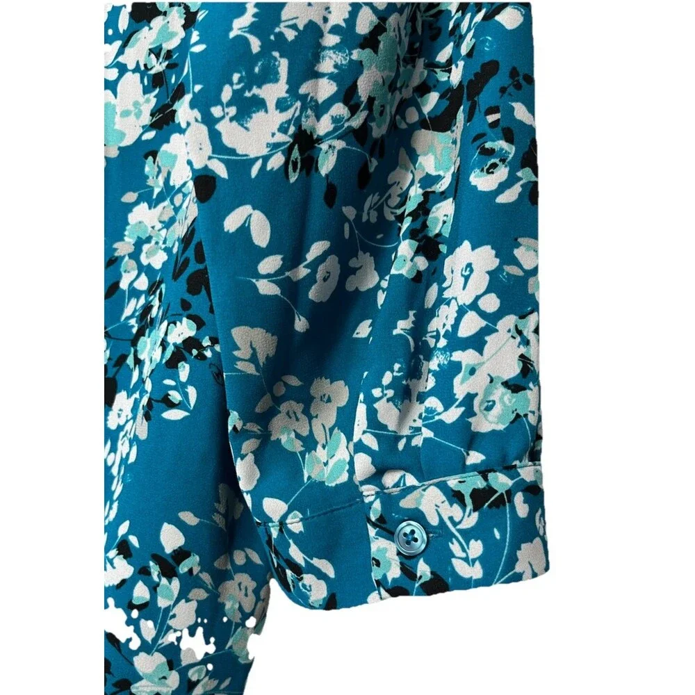Dana Buchman Top Blouse Sz Medium Teal Blue Floral 3/4 Sleeve Split Neck Career